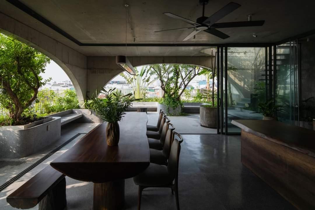 Отель Hoa House Хошимин Экстерьер фото